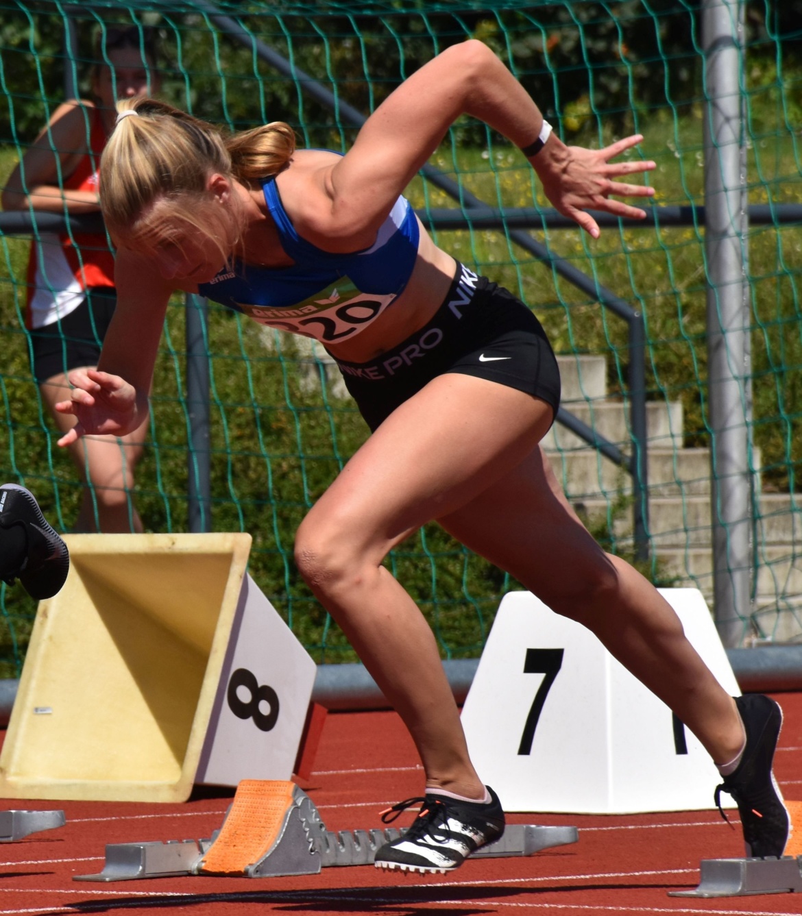 Stina-Goldau-beim-Start.jpg
